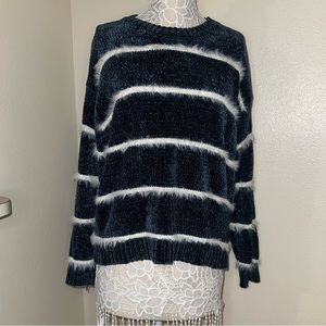 EUC XL Workshop sweater.